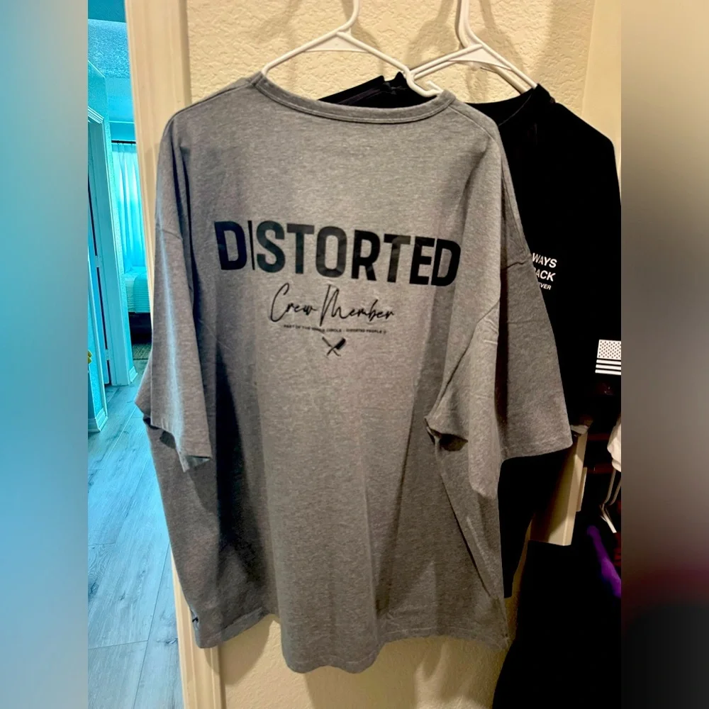 Distorted People T-Shirt - Picture 1 of 5